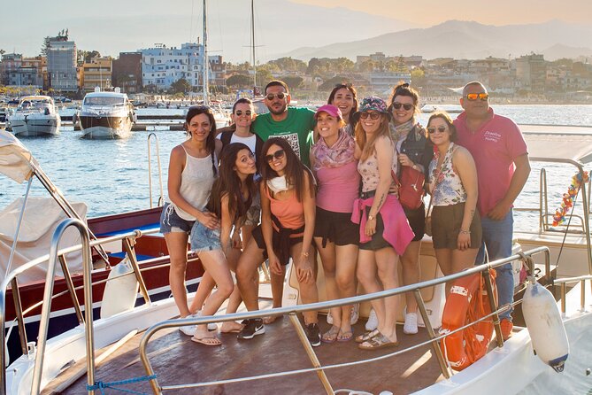 Boat Excursions Taormina Giardini Naxos Beautiful Island