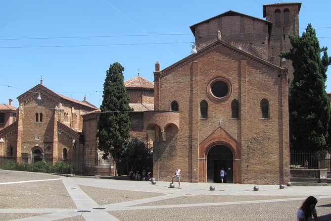Bologna City Walking Tour - Tour Duration and Meeting Point