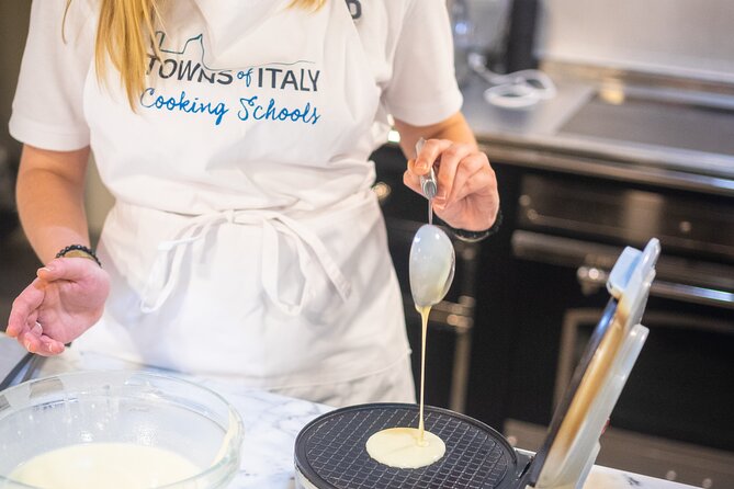 Gelato and Pizza Making Class in Milan