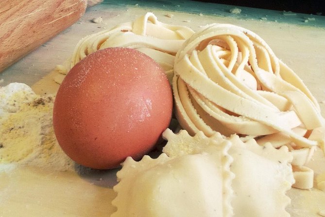 Handmade Italian Pasta Cooking Course in Florence