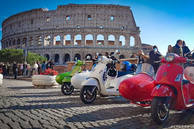 Highlights of Rome Vespa Sidecar Tour in the Afternoon With Gourmet Gelato Stop