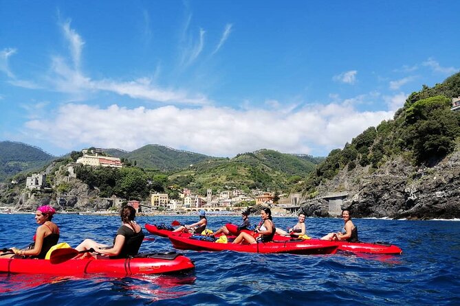 Kayak Experience With Carnassa Tour in Cinque Terre Snorkeling