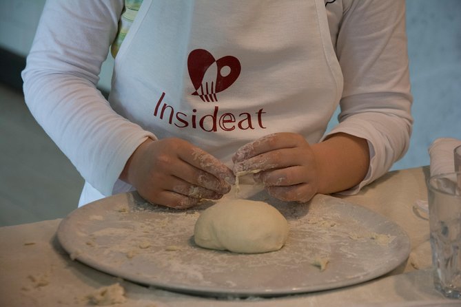 Last Lap! 1h Pizza Class in Rome - Experience Details