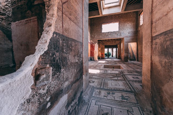 Pompeii 2-Hour Private Tour With an Archaeologist-Ticket Included - Tour Highlights