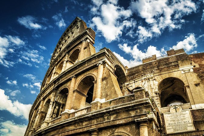 Rome: Colosseum Express Guided Tour