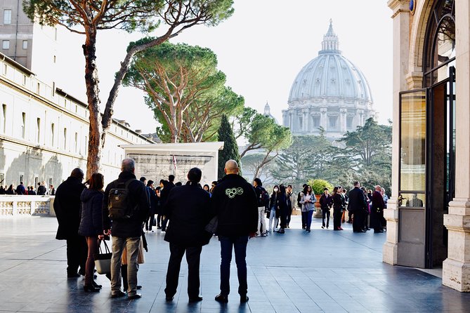 Skip the Line: Vatican Museum, Sistine Chapel & Raphael Rooms Basilica Access