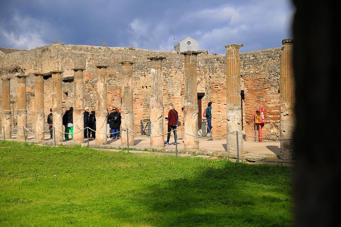Small Group Guided Tour of Pompeii Led by an Archaeologist - Tour Pricing and Booking Details