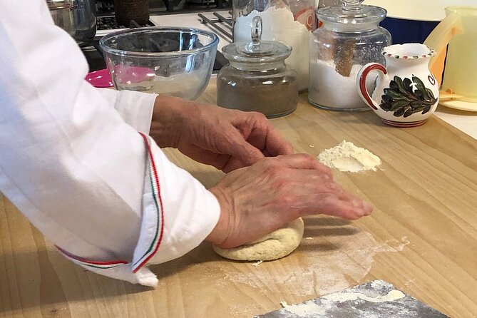 Tuscan Cooking Class in Central Siena - Class Overview