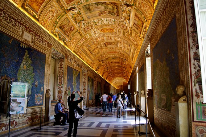 Vatican City Private Tour: Vatican Museums Sistine Chapel and Vatican Basilica