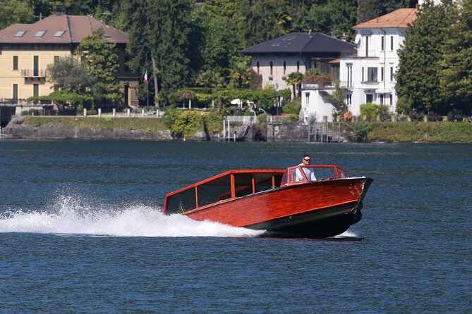 1 Hour Private Wooden Boat Tour on Lake Como 6 Pax - Tour Guide Qualities and Experiences