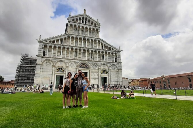 Best of Pisa: Small Group Tour With Admission Tickets - Meeting and Pickup