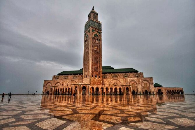 Casablanca Guided Private Tour Including Mosque Entrance - Inclusions and Transportation Services