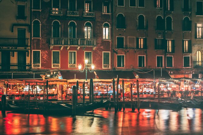 Highlights and Hidden Gems Night Tour in Venice - Inclusions
