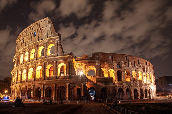 Rome Night Photo Tour - Photographer Guide