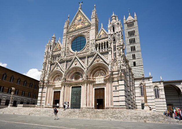 Skip the Line: Siena Duomo and City Walking Tour - Sienas Historic Landmarks