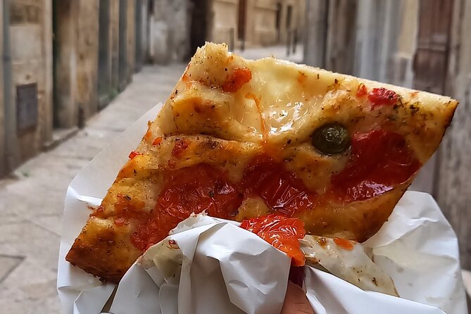 Street Food Tour in Bari Old Town - Do Eat Better Experience - Group Size Limit