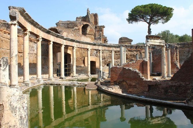 Tivoli Day Trip From Rome With Lunch Including Hadrians Villa and Villa Deste - Visitor Experience