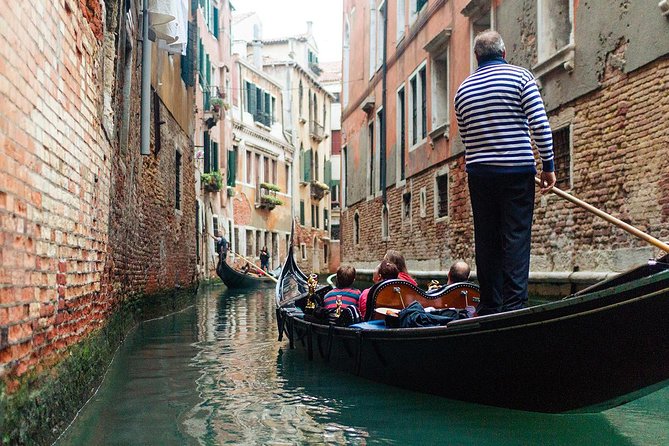 Welcome to Venice Small Group Tour: Basilica San Marco & Gondola Ride - Tour Highlights