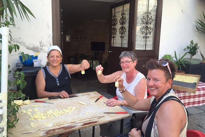 Bari Walking Tour With Pasta Experience - Booking and Pricing Information