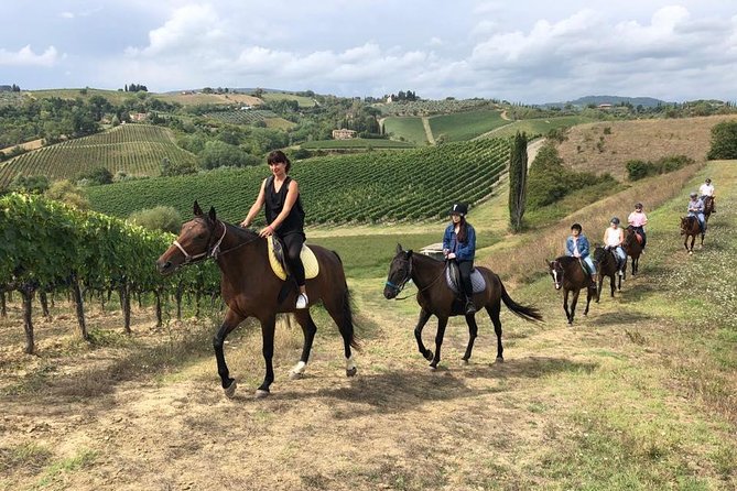 Horseback Ride in S.Gimignano With Tuscan Lunch Chianti Tasting - Booking Information