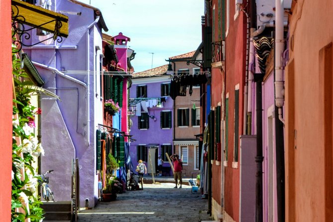 Murano & Burano Islands Guided Small-Group Tour by Private Boat - Cancellation Policy & Weather