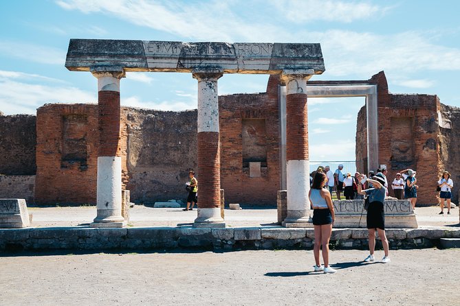 Pompeii 3 Hours Walking Tour Led by an Archaeologist - Frequently Asked Questions
