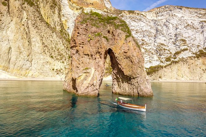 Ponza, Boat Trip on Board the Zannone 1954 - Itinerary Highlights