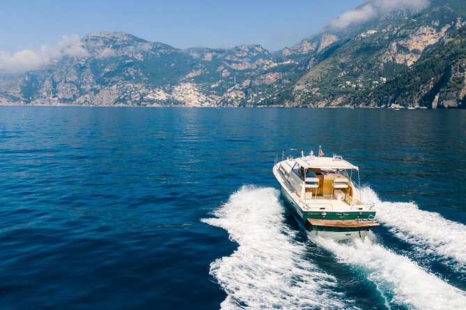 Private Boat Tour Along the Amalfi Coast or Capri - Managing Customer Expectations and Itinerary