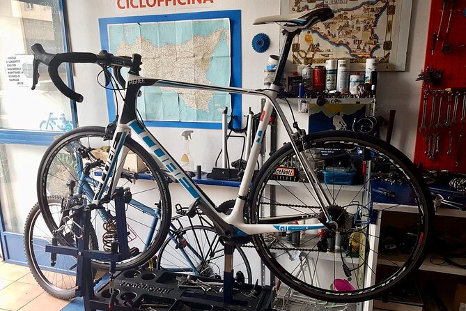 Rent a Carbon or Aluminum Road Bike in Sicily - Pricing, Reviews, and Support