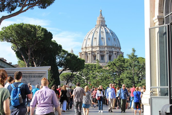 Skip the Line Vatican Museums, Sistine Chapel Tour With Spanish-Speaking Guide - Inclusions and Exclusions