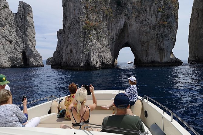 Small Group Day Boat Tour to Capri With Pick up - Customer Feedback