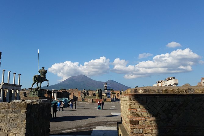 Tour in the Ruins of Pompeii With an Archaeologist - Pompeii Exploration