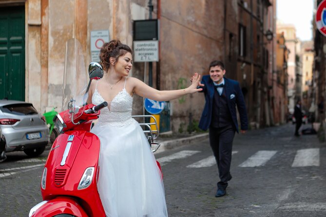 Vespa Scooter Tour in Rome With Professional Photographer - Safety Guidelines