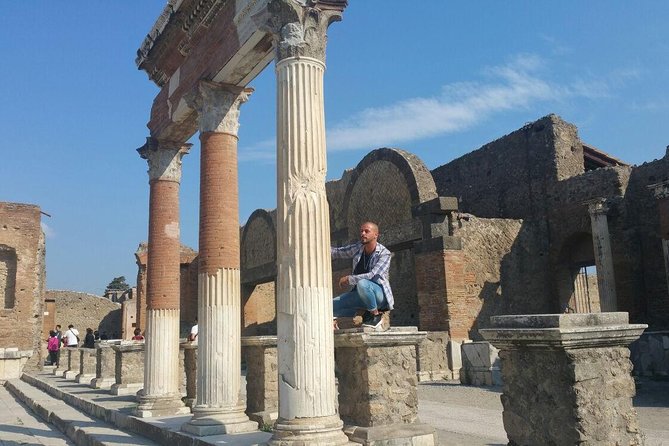 2 Hours Pompeii Tour With Local Historian - Ticket Included - Itinerary Overview