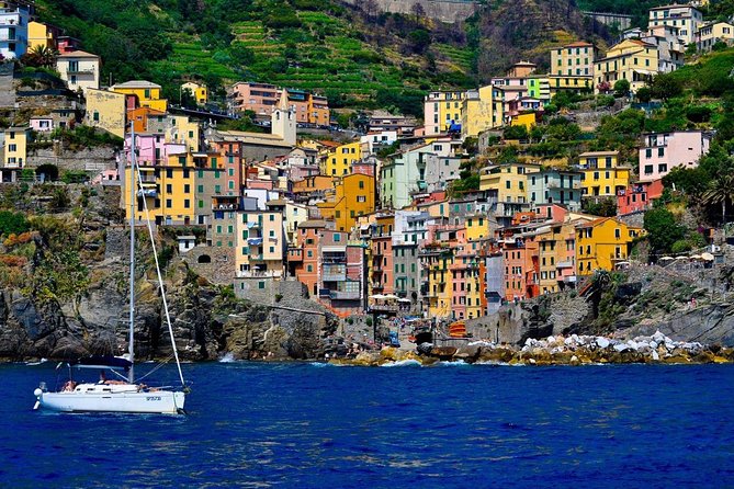 A Captain-Led Cinqueterre Boat Tour, Capped at 10 People  - Manarola - Frequently Asked Questions