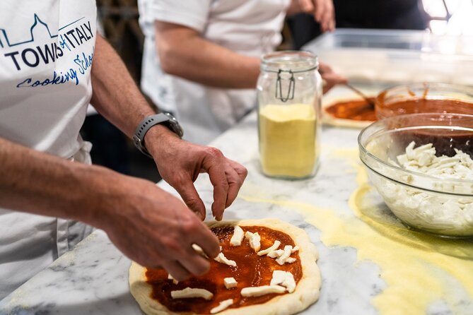 Florence Cooking Class: Learn How to Make Gelato and Pizza - Chefs Performance