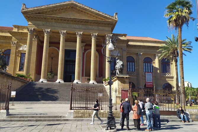 Markets and Monuments: Walking Tour and Street Food in Palermo - Group Size and Personalization