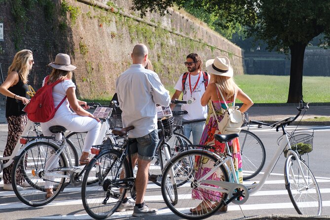 Lucca Bikes and Bites With Food Tastings for Small Groups or Private - Knowledgeable Tour Guides