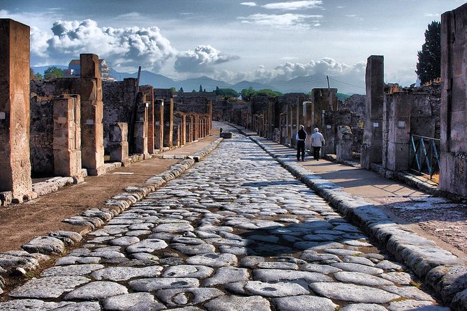 2 Hours Pompeii Tour With Local Historian - Ticket Included - Additional Details