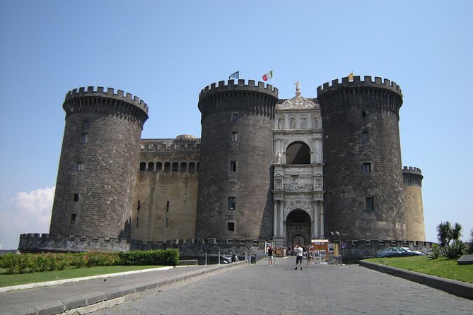 Pompeii and Naples From Rome: Small Group Day Tour With Lunch - Lunch Experience