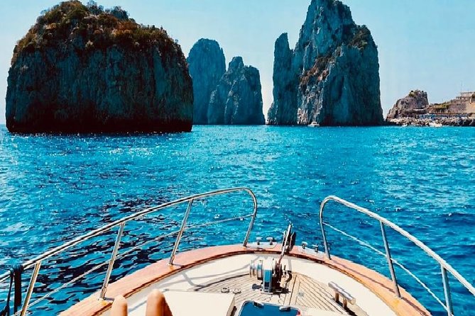 Private Island of Capri by Boat - Frequently Asked Questions