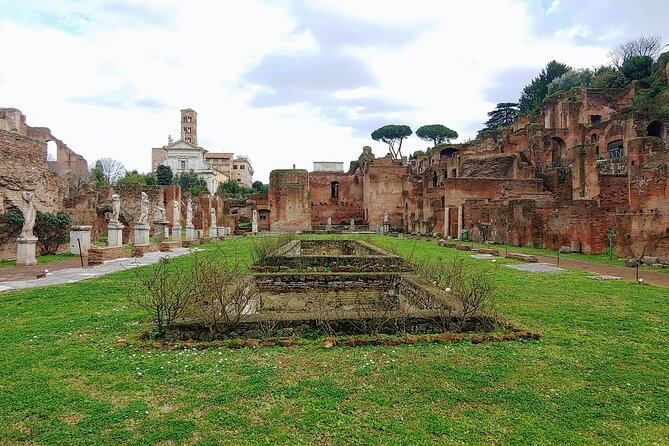 Rome: Colosseum Guided Tour With Roman Forum and Palatine Hill - Frequently Asked Questions