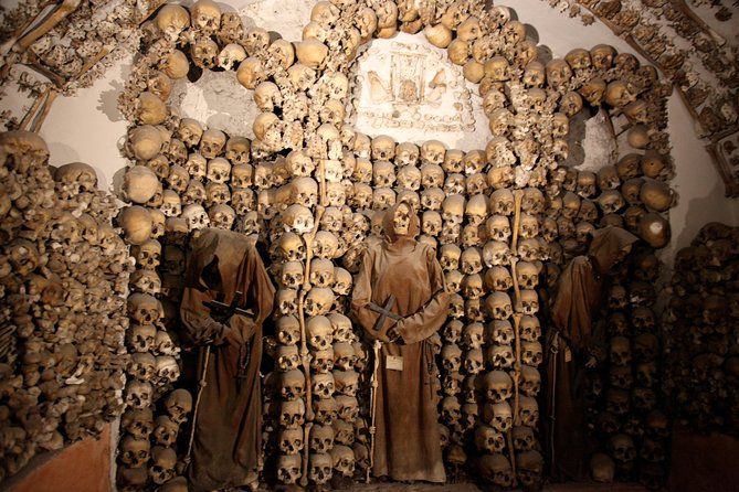 Rome: Small-Group Crypts and Catacombs Tour With Bone Chapel - Host Responses