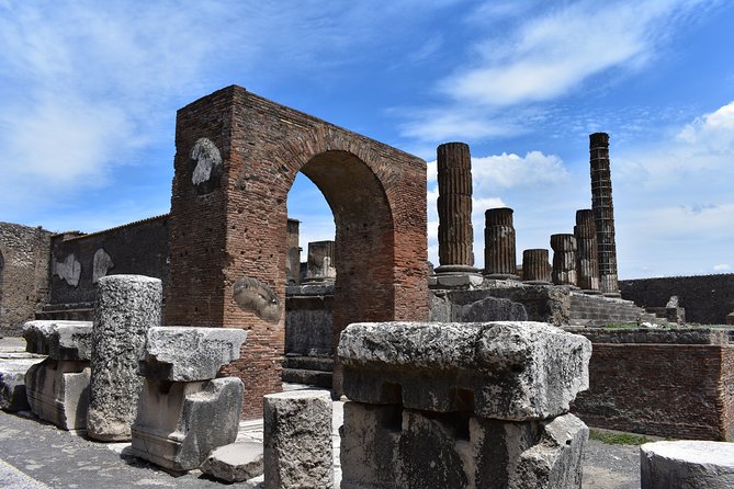 Pompeii Skip-The-Line Tour With a Local Archaeology Expert Guide - Enhanced Experience With Local Expert Guide