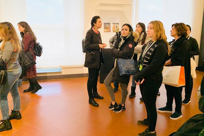 Uffizi Gallery Small Group Tour With Guide - Expert Guide and Inclusions