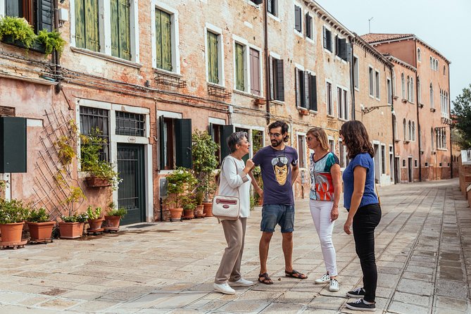 Withlocals Venice Away From the Crowds PRIVATE Tour With a Local Expert - Booking Process and Support
