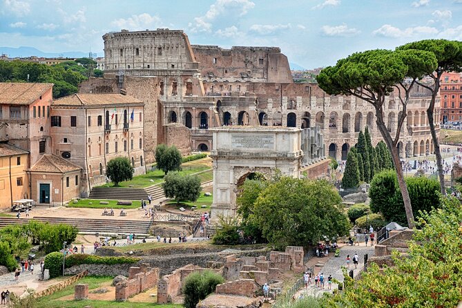 Colosseum & Ancient Rome Guided Walking Tour - Just The Basics