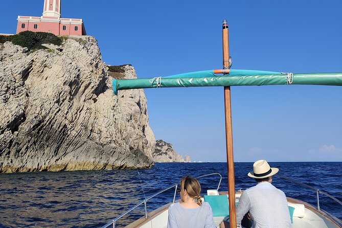 Private Tour in a Typical Capri Boat - Just The Basics