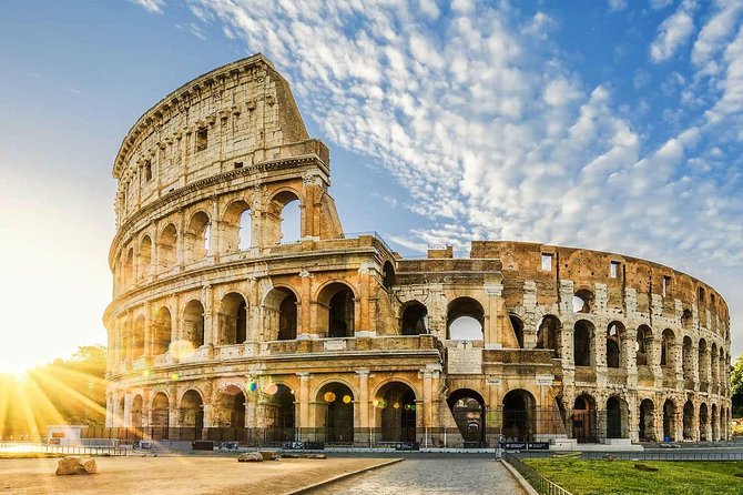 Rome: Guided Group Tour of Colosseum, Roman Forum & Palatine Hill - Just The Basics