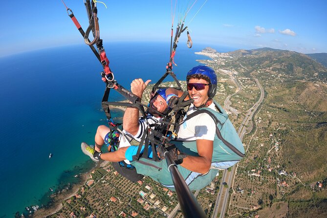 Tandem Paragliding Flight in Cefalù - Just The Basics